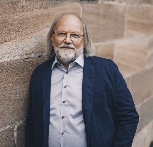 Foto Herr Stefan Fenner verabschiedet sich