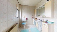 Bad OG Wohnen im Gr�nen: Gro�z�giges Haus mit riesigem Garten, Terrasse & viel Raum