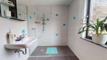 Bad EG Wohnen im Gr�nen: Gro�z�giges Haus mit riesigem Garten, Terrasse & viel Raum