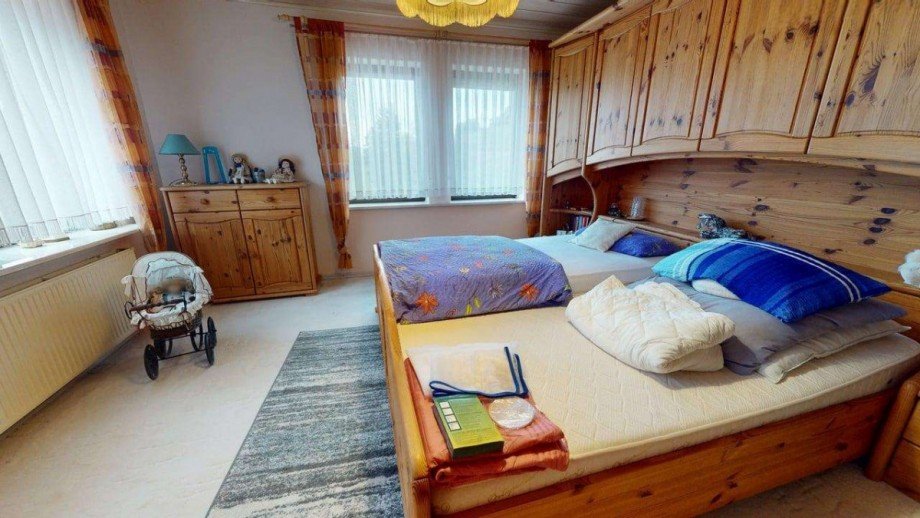 Schlafzimmer OG Einfamilienhaus Biedenkopf