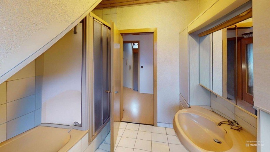 Badezimmer Mehrfamilienhaus M�nchhausen
