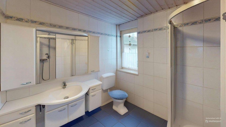 Badezimmer Mehrfamilienhaus M�nchhausen