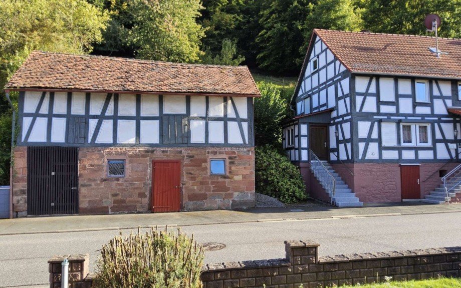 Scheune Einfamilienhaus Wetter (Hessen)