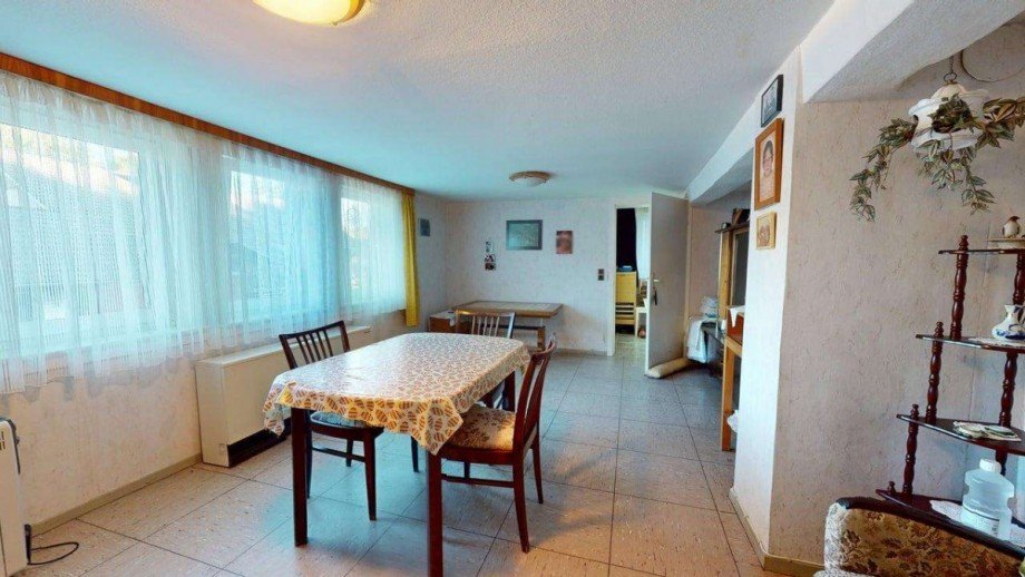 Esszimer Einfamilienhaus Wetter (Hessen)