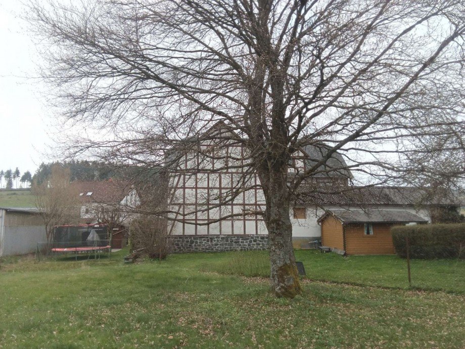 Garten Einfamilienhaus Breidenbach