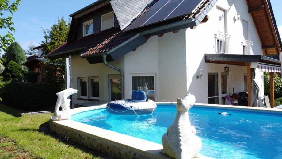 Pool Einfamilienhaus Mittenaar